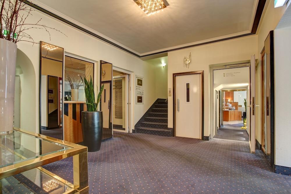 Trip Inn Hotel Esplanade, Duesseldorf Dış mekan fotoğraf