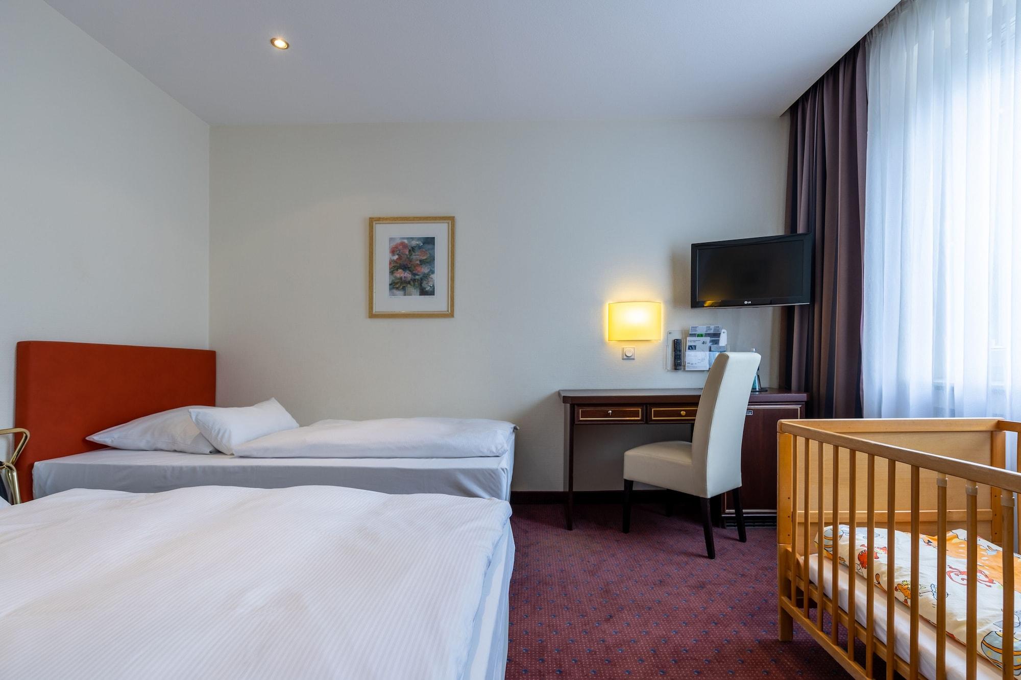 Trip Inn Hotel Esplanade, Duesseldorf Dış mekan fotoğraf