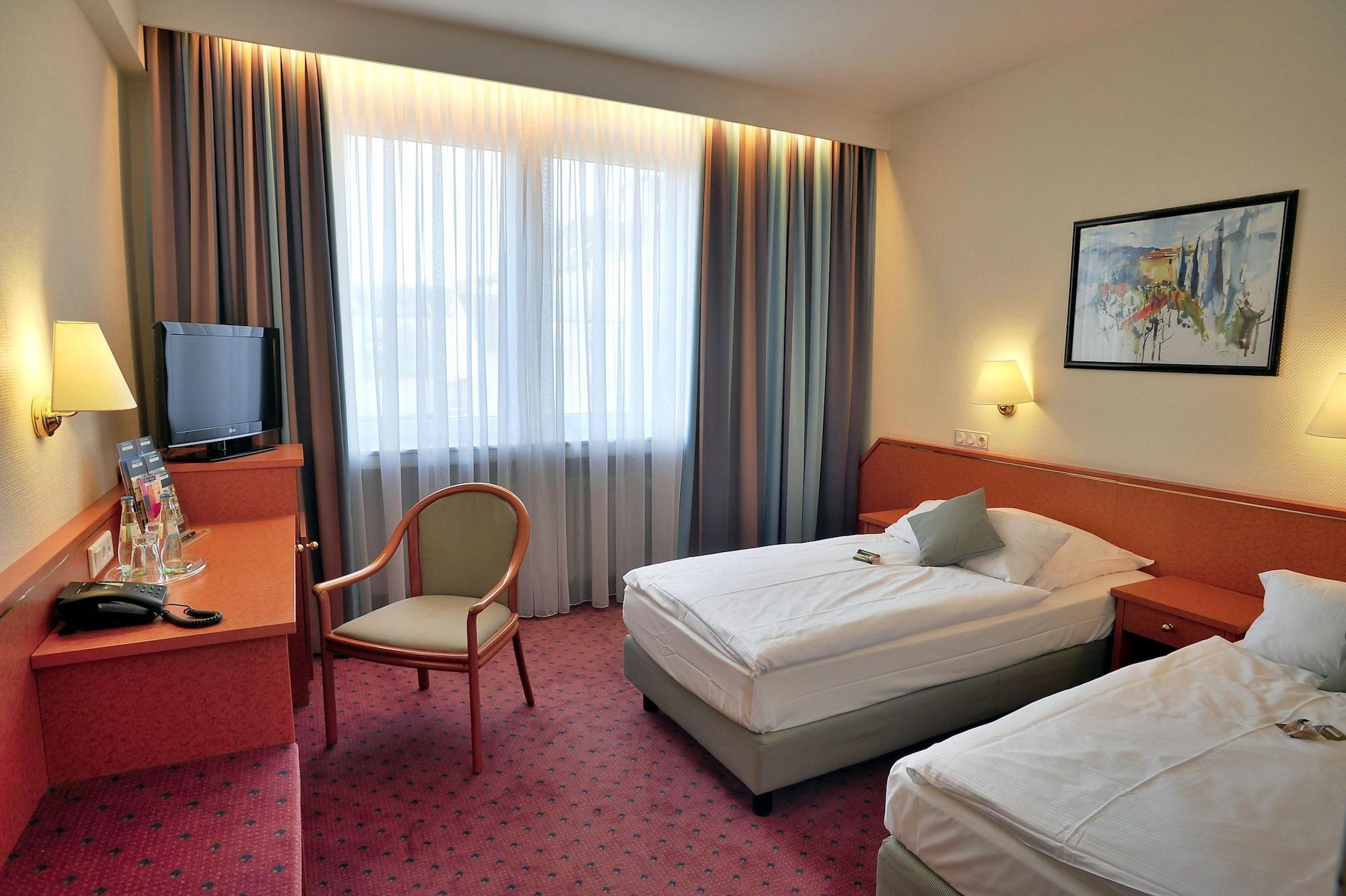 Trip Inn Hotel Esplanade, Duesseldorf Dış mekan fotoğraf