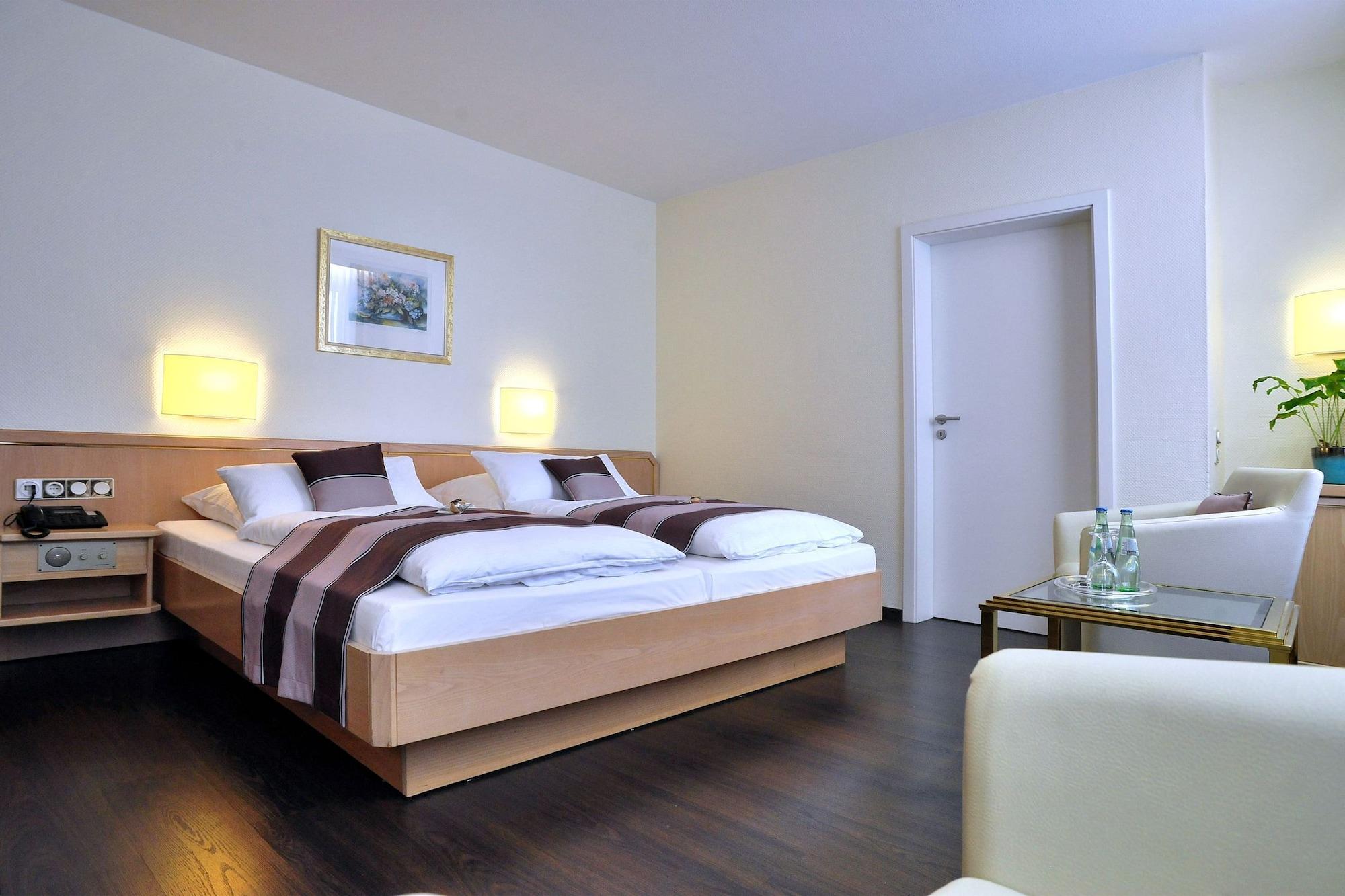 Trip Inn Hotel Esplanade, Duesseldorf Dış mekan fotoğraf