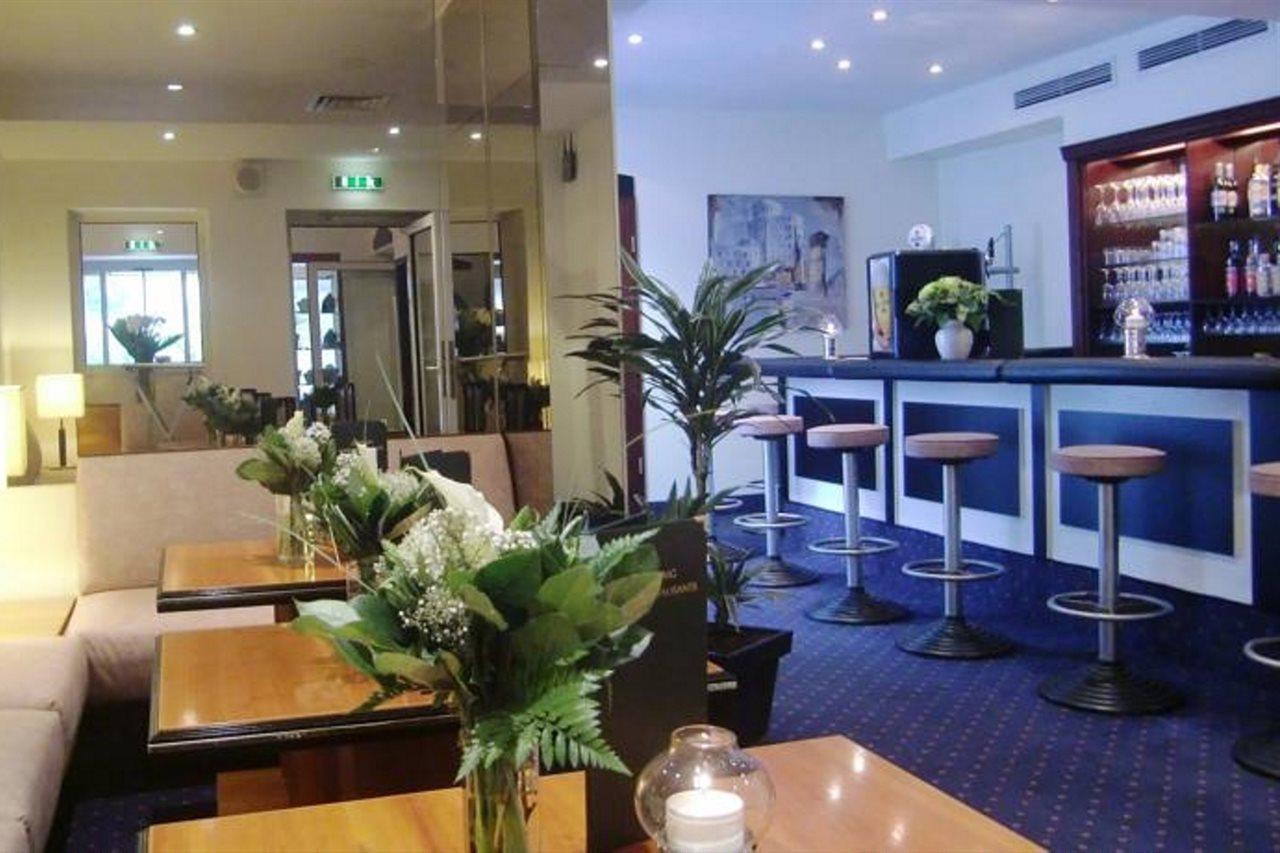 Trip Inn Hotel Esplanade Düsseldorf Dış mekan fotoğraf